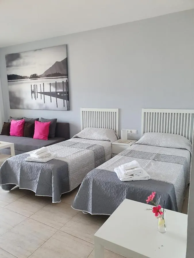 Apartamento El Albero Integrado En El Hotel Pyr Centrico Y En Primera Linea De Playa Fuengirola